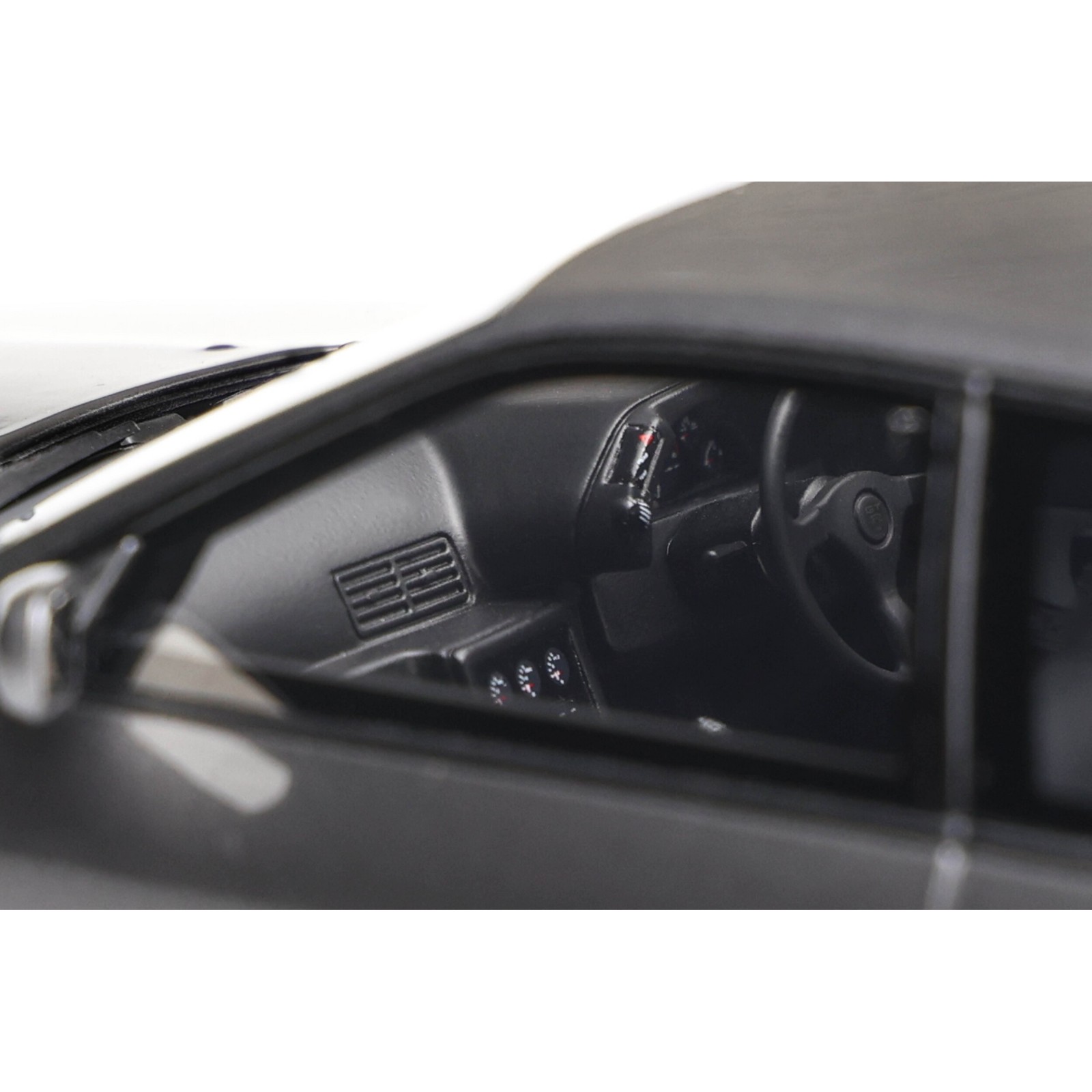 Nissan Skyline GT-R (BNR32) Gun Grey Metallic KH2 1993