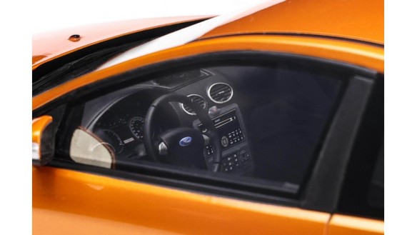 Ford Focus Mk2 ST 2.5 Electric Orange 2006