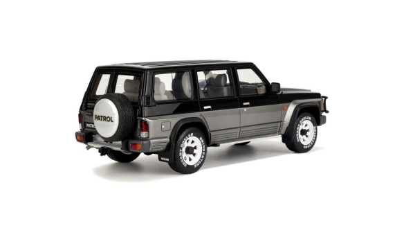 Nissan Patrol GR Y60 Graphite Grey KH2 / Black 1992