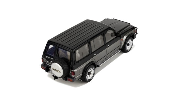 Nissan Patrol GR Y60 Graphite Grey KH2 / Black 1992