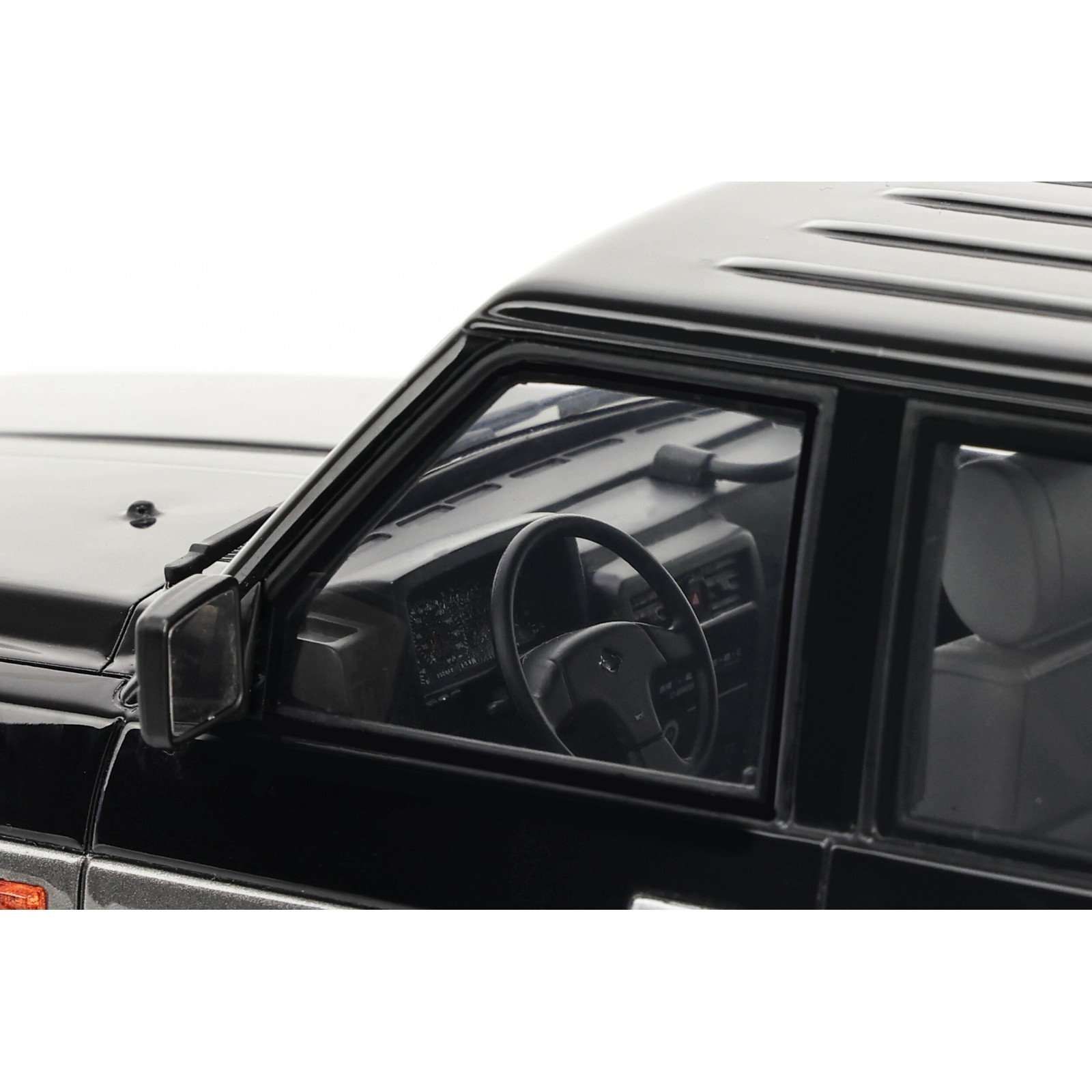 Nissan Patrol GR Y60 Graphite Grey KH2 / Black 1992