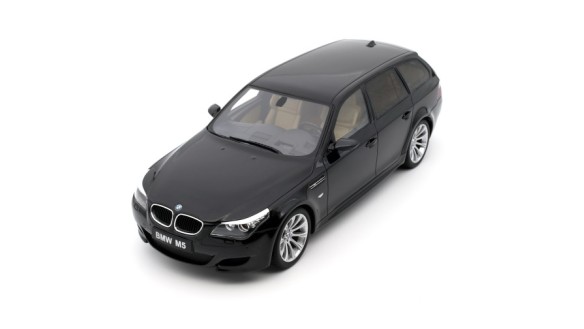 BMW E61 M5 Black Saphire Metallic 475 2004