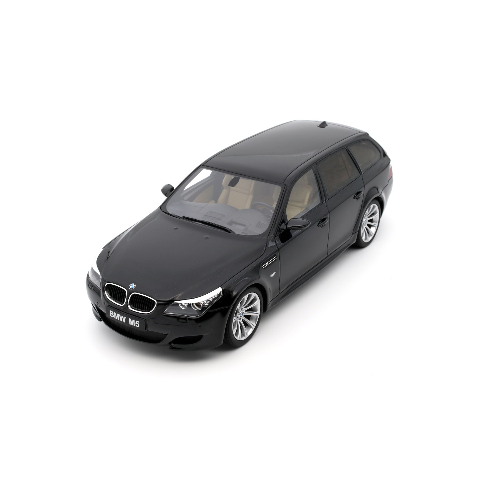 BMW E61 M5 Black Saphire Metallic 475 2004