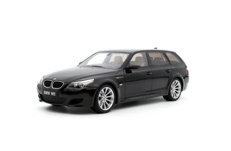 BMW E61 M5 Black Saphire Metallic 475 2004