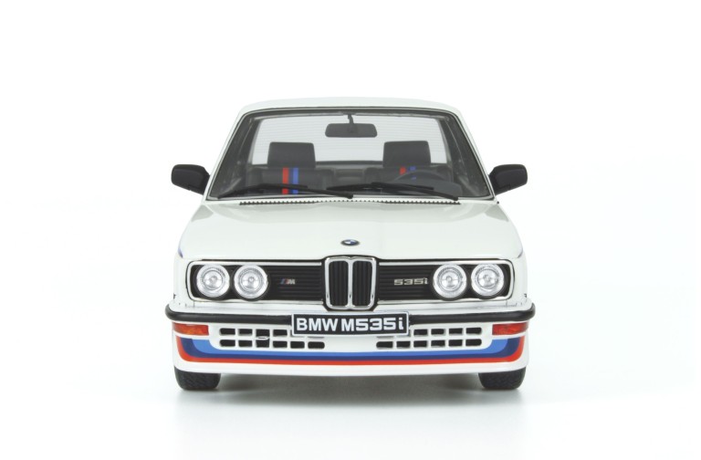 BMW E12 M535I Alpine White 1980