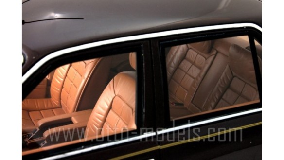 Renault 25 Baccara V6 2.5 Litres Turbo Sherry Black 1988