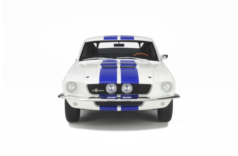 Shelby GT500 Wimbledon White and Blue stripes 1967