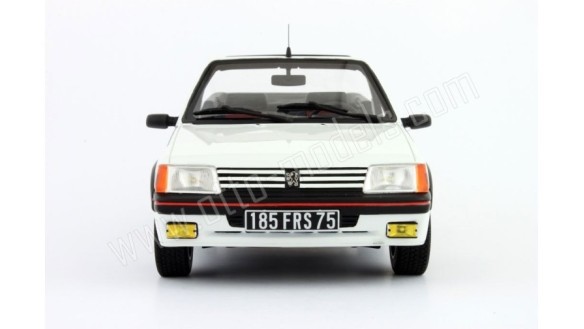 Peugeot 205 CTI Blanc Meije 1986