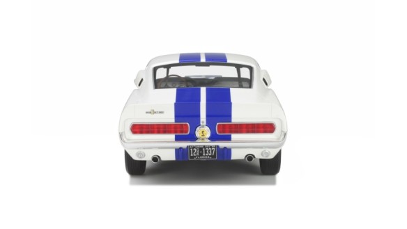 Shelby GT500 Wimbledon White and Blue stripes 1967