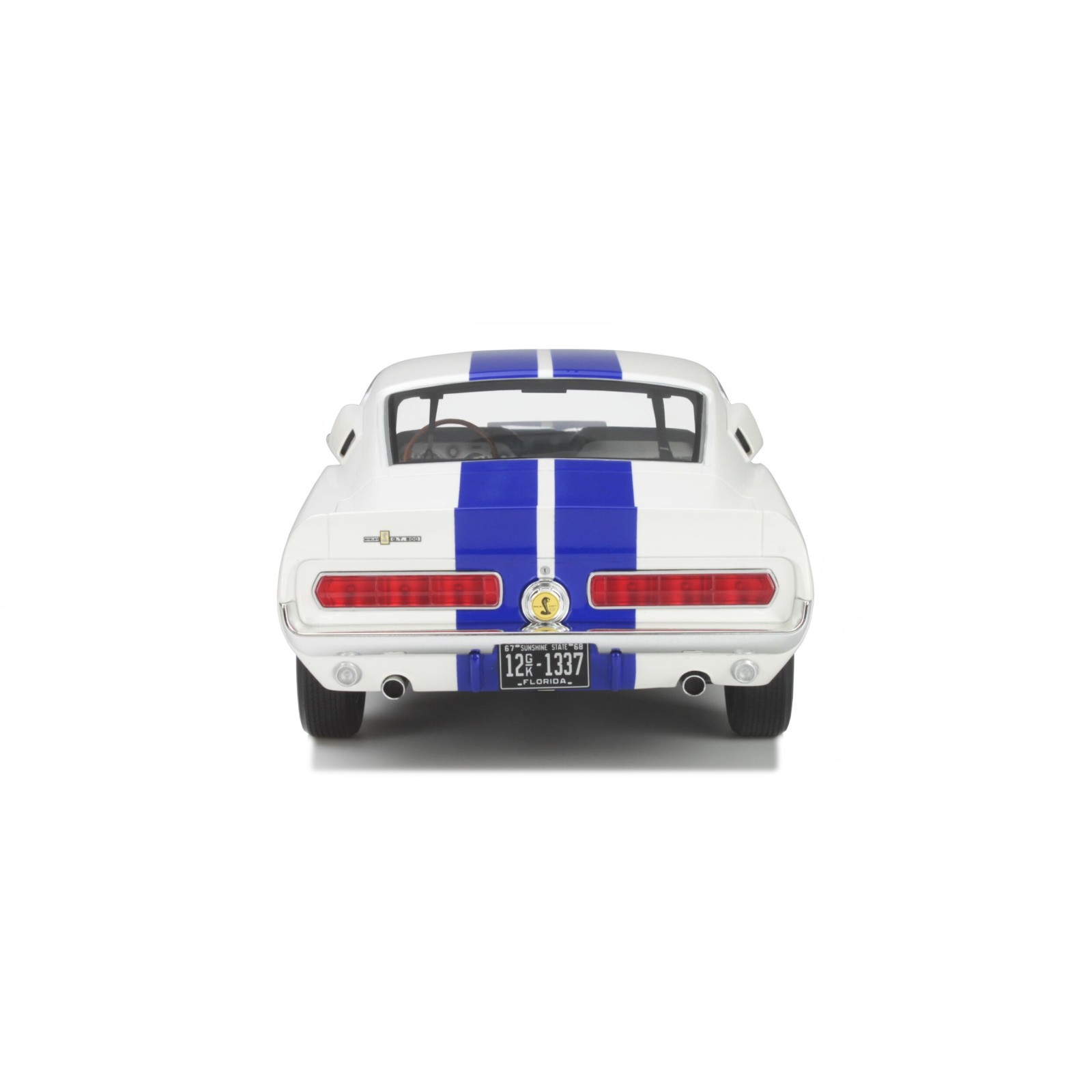 Shelby GT500 Wimbledon White and Blue stripes 1967