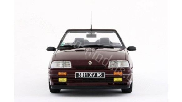 Renault 19 16S Cabriolet Rouge Persan 1991