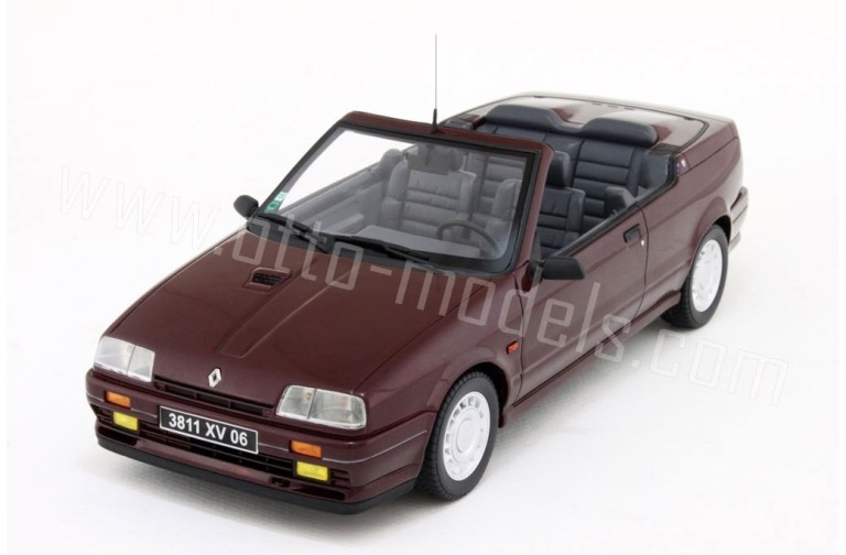 Renault 19 16S Cabriolet Rouge Persan 1991
