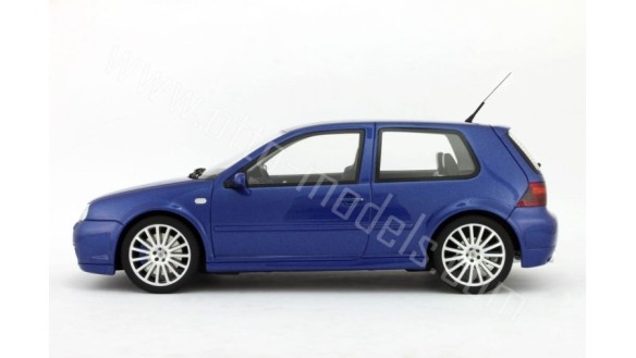 Volkswagen Golf 4 R32 Deep Blue Pearl 2002