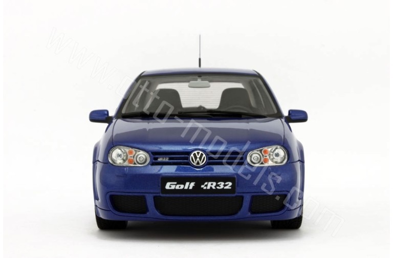 Volkswagen Golf 4 R32 Deep Blue Pearl 2002