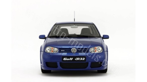 Volkswagen Golf 4 R32 Deep Blue Pearl 2002