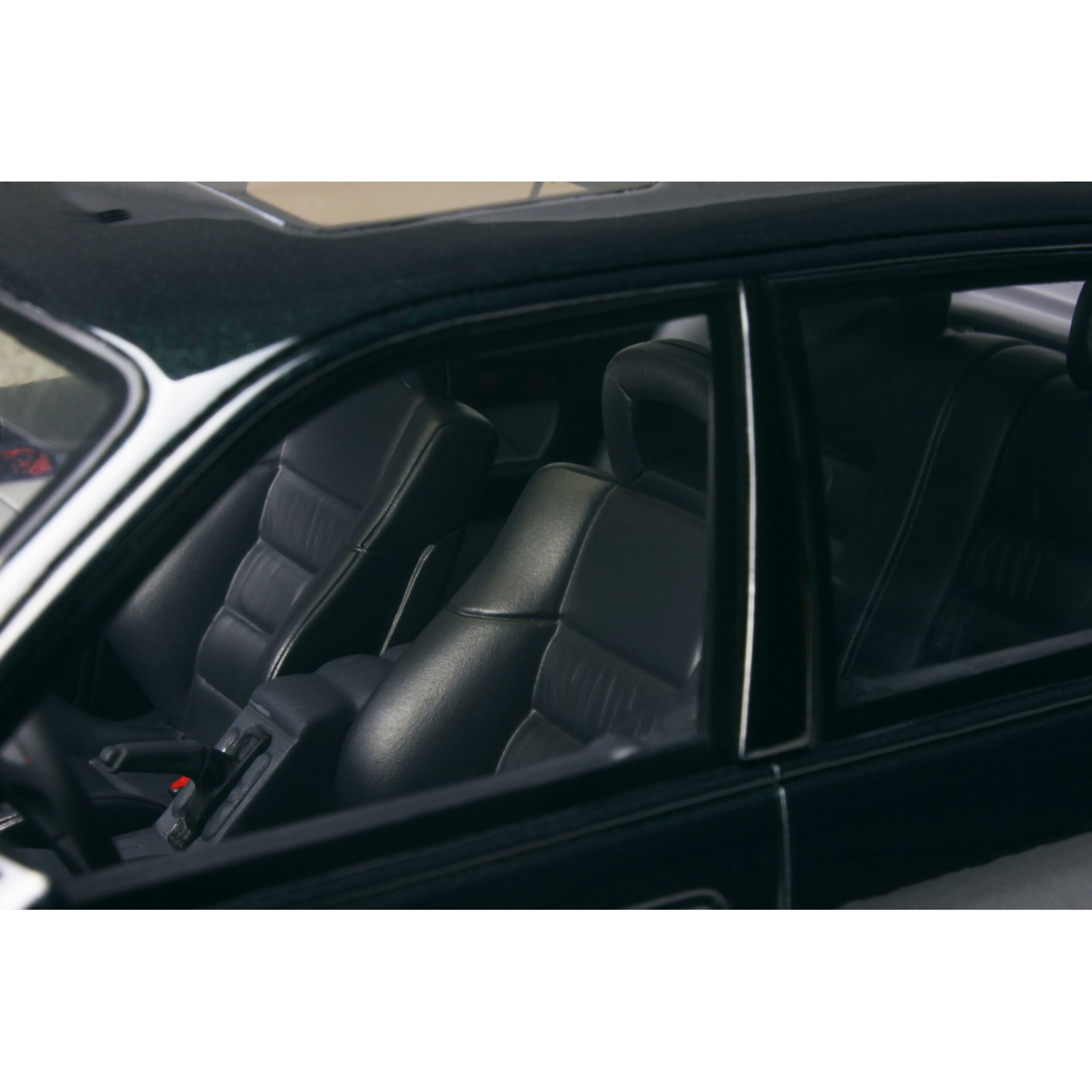 Opel Lotus Omega Imperial Green Metallic 1991