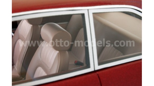 Peugeot 504 Ph.3 V6 Coupe Rouge Amarillys 1981