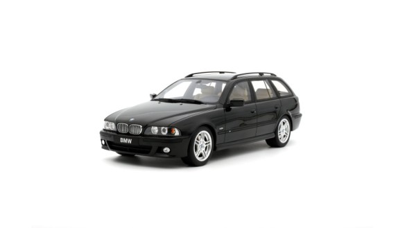 BMW E39 540 Touring M-Pack Black Saphire Metallic 475 2001