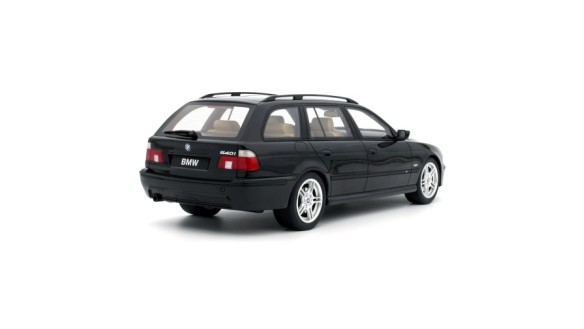 BMW E39 540 Touring M-Pack Black Saphire Metallic 475 2001