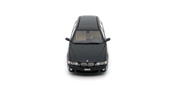 BMW E39 540 Touring M-Pack Black Saphire Metallic 475 2001