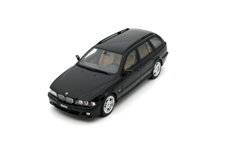 BMW E39 540 Touring M-Pack Black Saphire Metallic 475 2001
