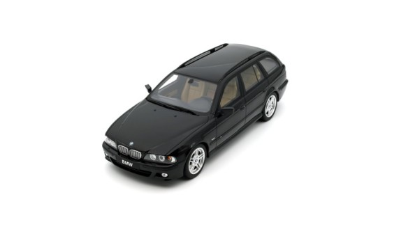 BMW E39 540 Touring M-Pack Black Saphire Metallic 475 2001