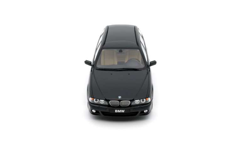 BMW E39 540 Touring M-Pack Black Saphire Metallic 475 2001