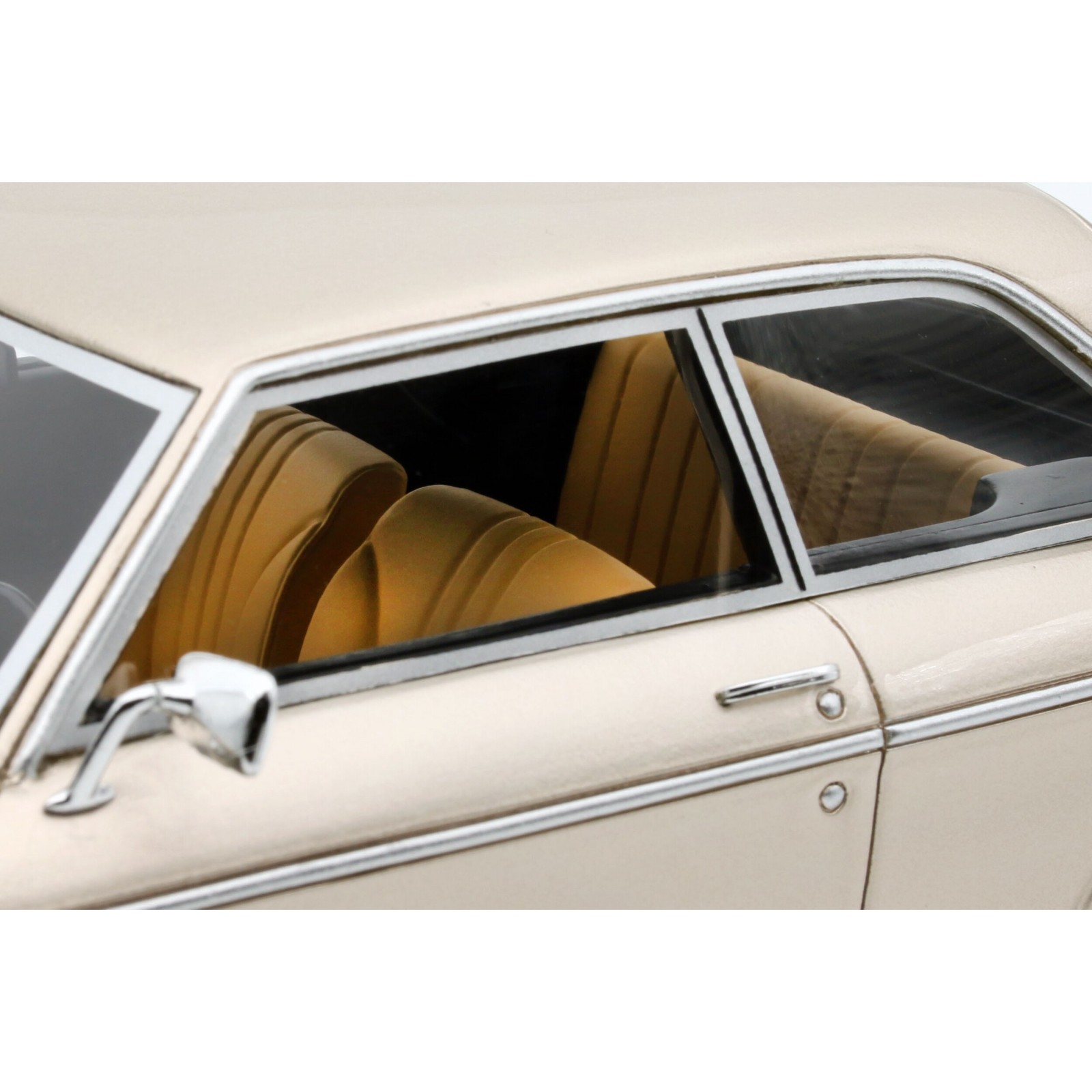 Peugeot 204 Coupe Beige Metal 1129 1965