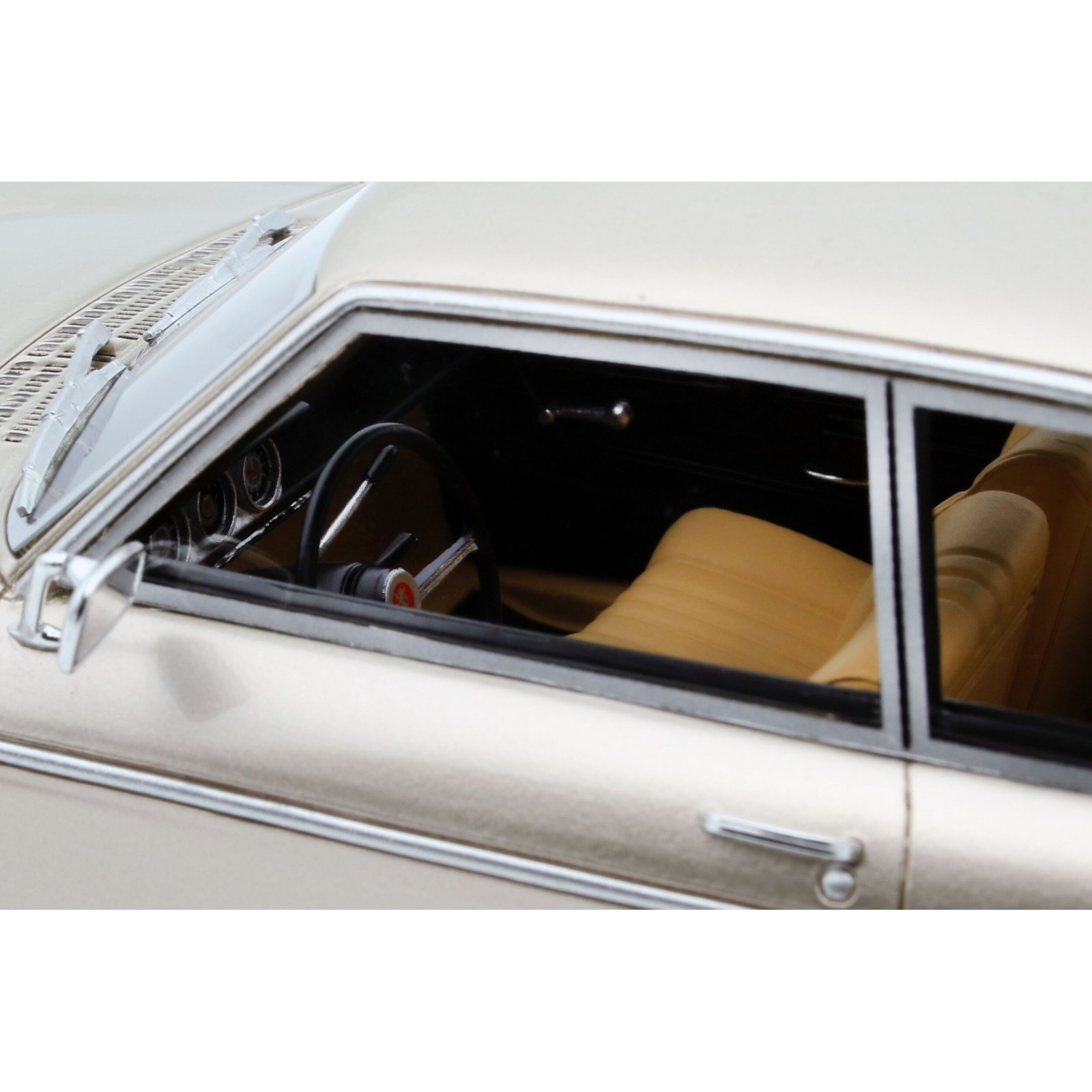 Peugeot 204 Coupe Beige Metal 1129 1965