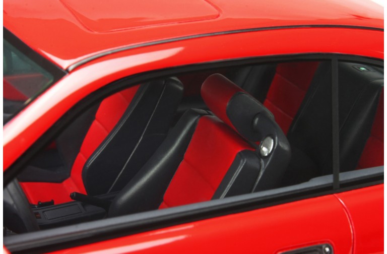 BMW 850 CSI (E31) Bright Red 1992