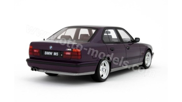 BMW E34 M5 Daytona Violet 1992