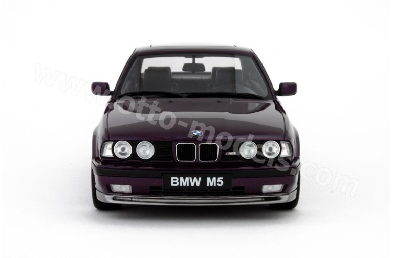 BMW E34 M5 Daytona Violet 1992
