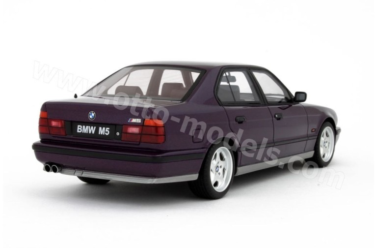 BMW E34 M5 Daytona Violet 1992