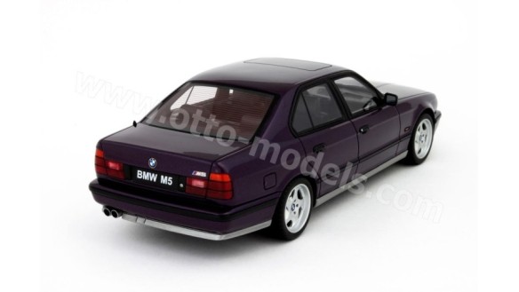 BMW E34 M5 Daytona Violet 1992