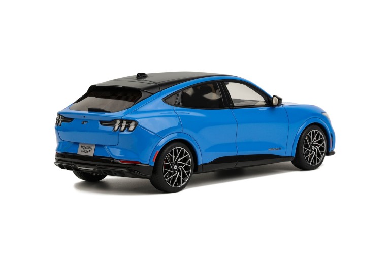 Ford Mustang Mach-E GT Performance Grabber Blue Metallic 2021